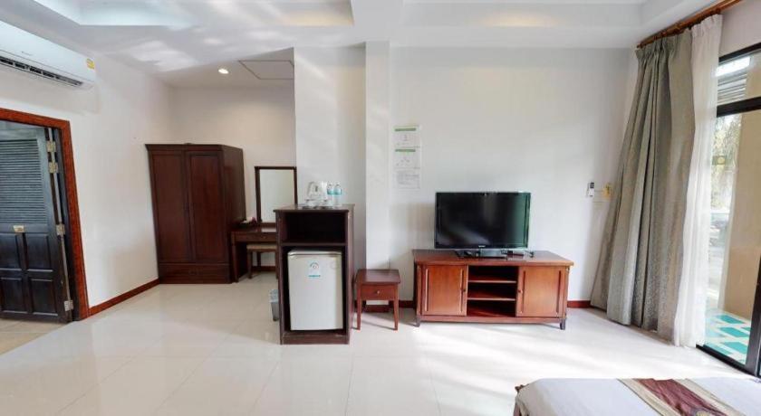 Nattha Waree Hot Spring Resort And Spa Ban Nua Khlong Exterior foto