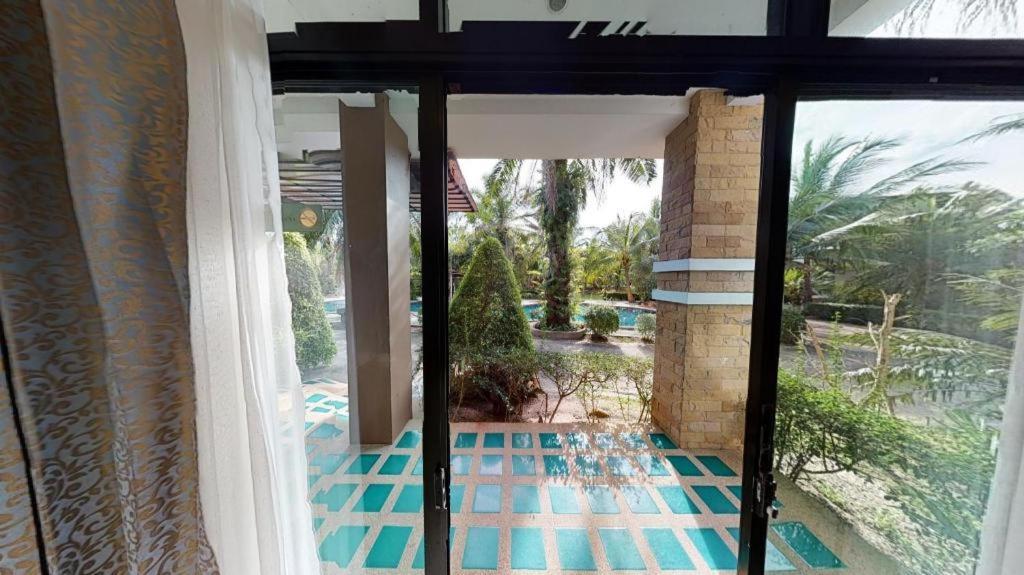 Nattha Waree Hot Spring Resort And Spa Ban Nua Khlong Exterior foto