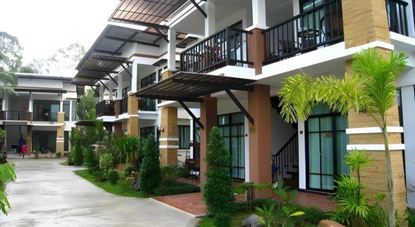 Nattha Waree Hot Spring Resort And Spa Ban Nua Khlong Exterior foto