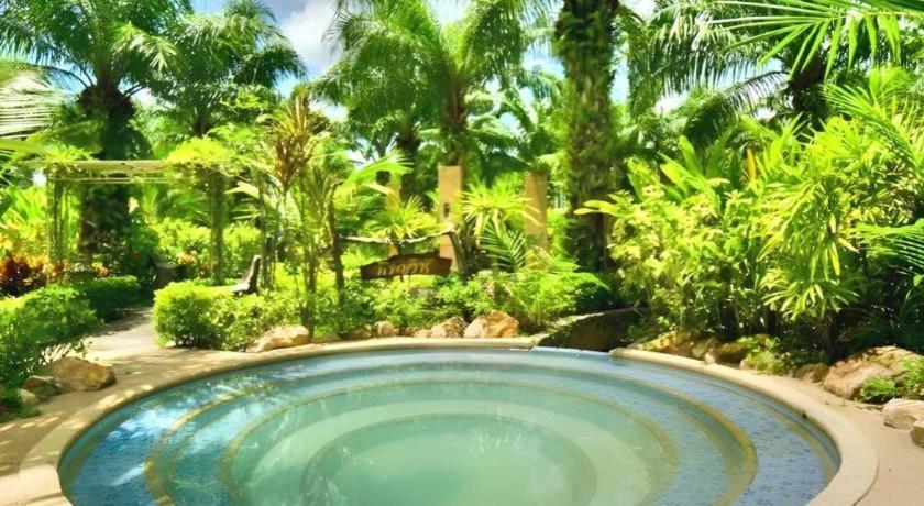 Nattha Waree Hot Spring Resort And Spa Ban Nua Khlong Exterior foto